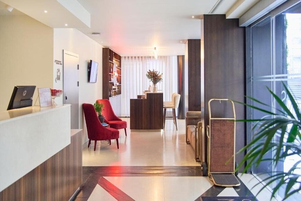 Картинка Moon & Sun Porto 4*