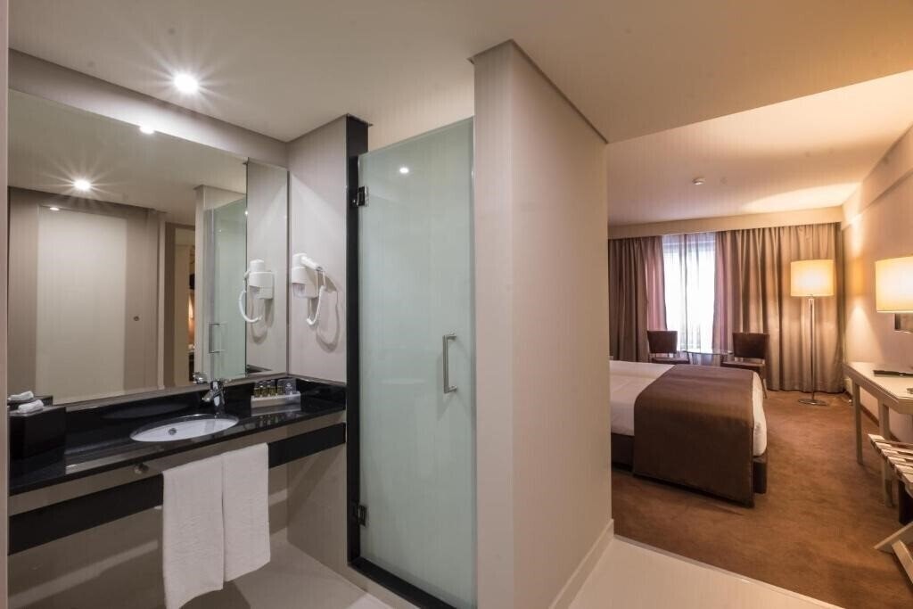 Фотографія Vila Gale Porto Ribeira 4*