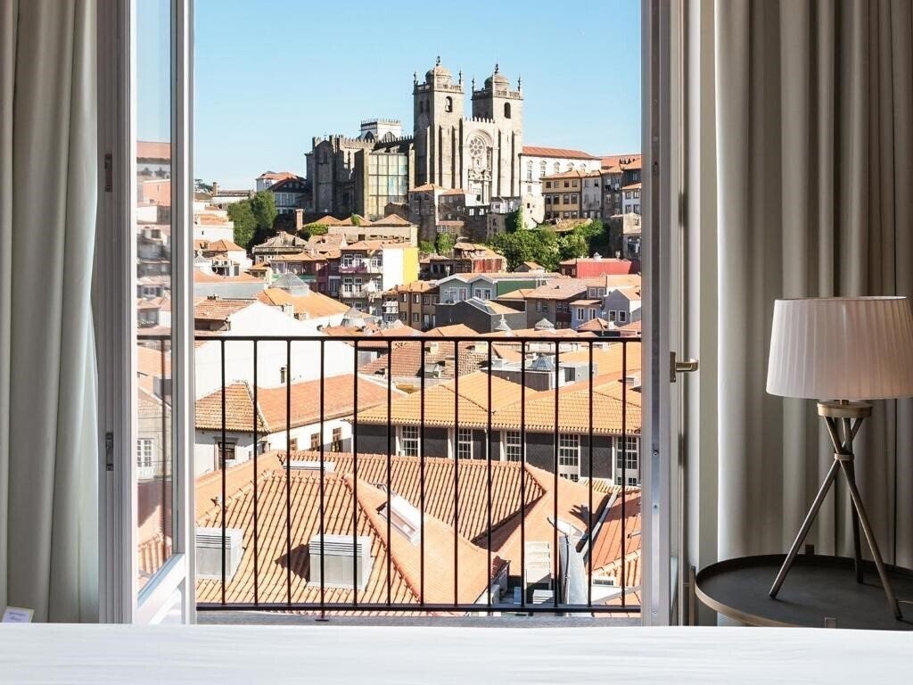 Отель Casa Da Companhia 4*