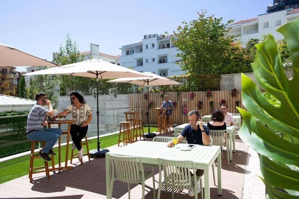 Изображение Casual Raizes Porto 3*