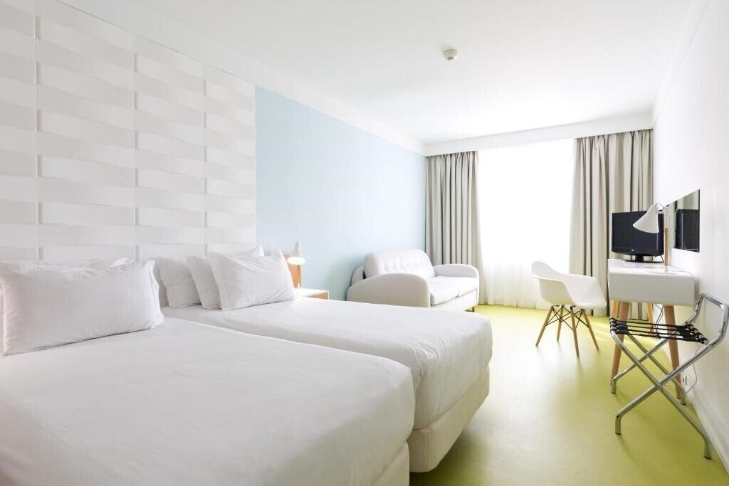 Фото Legendary Porto Hotel 3*