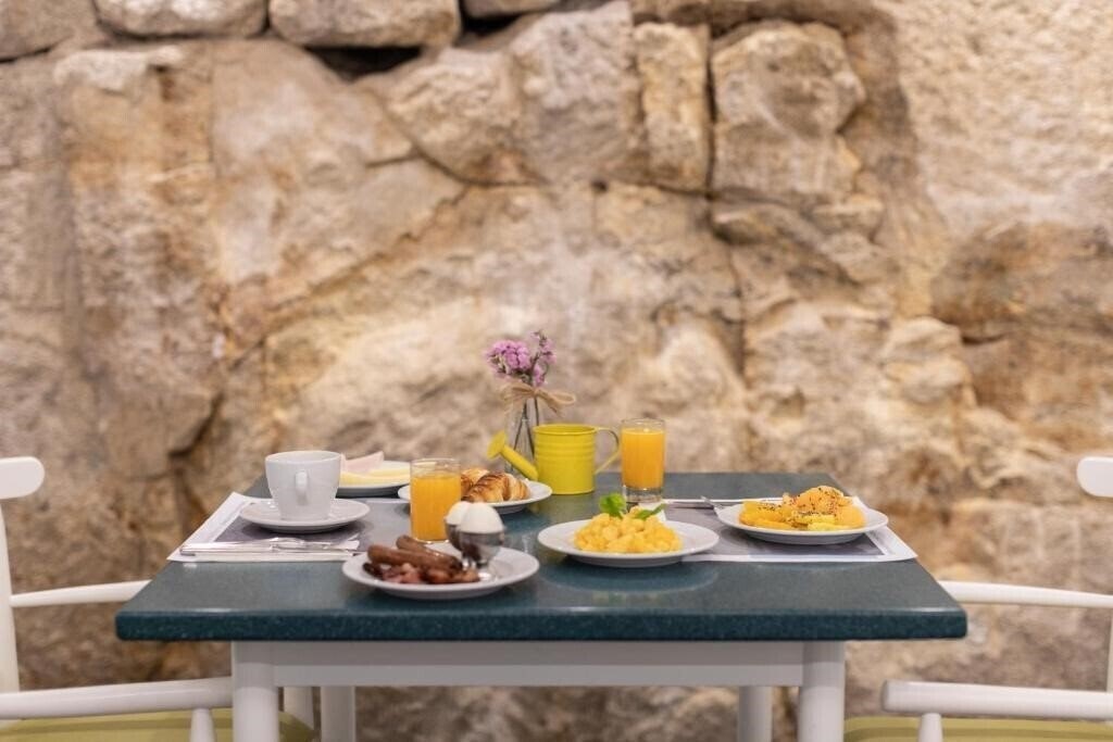 Фотографія Legendary Porto Hotel 3*