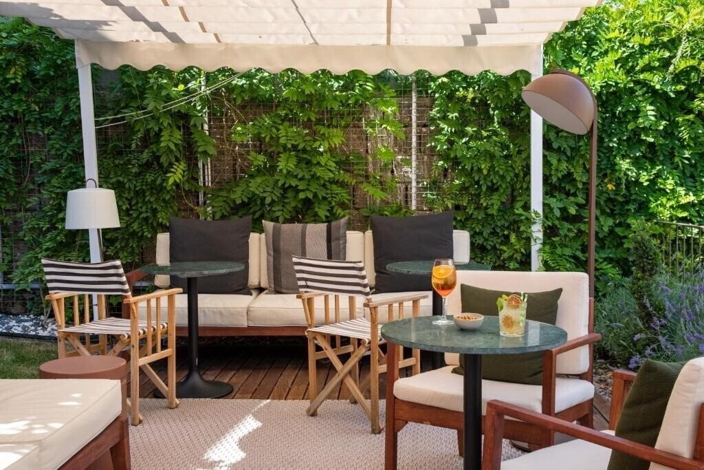 Готель Hotel Fontinha 4*