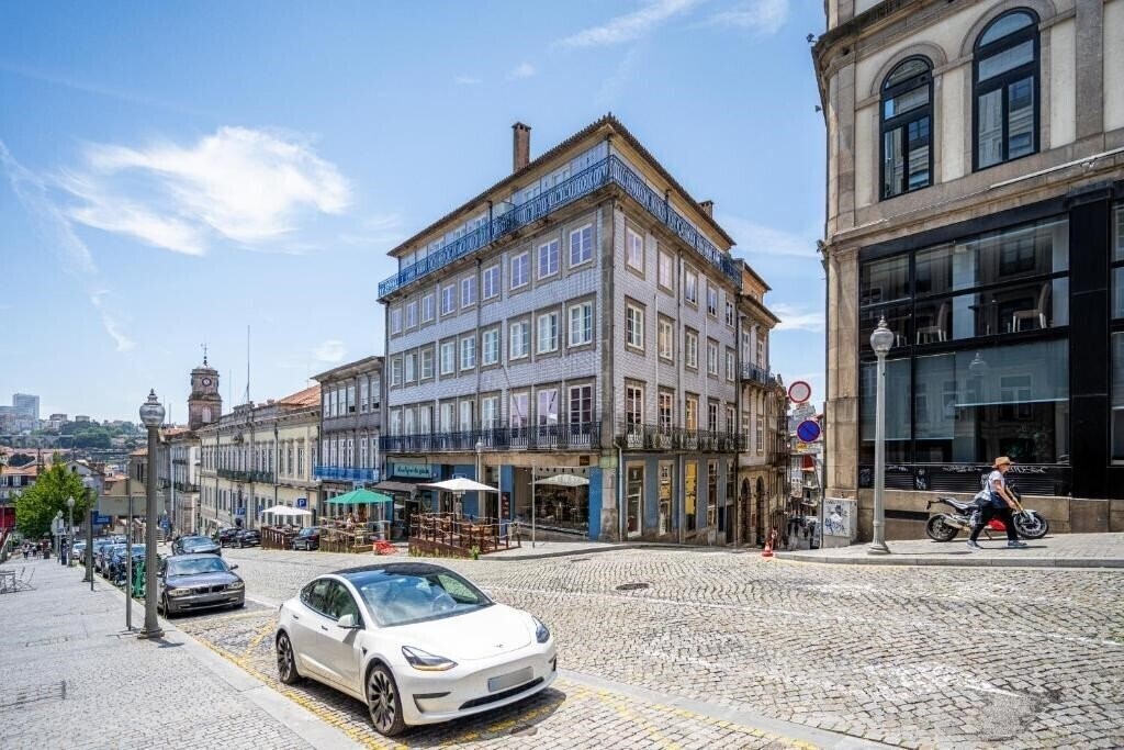 Отель Casas Do Porto Ribeira Apartments 4*