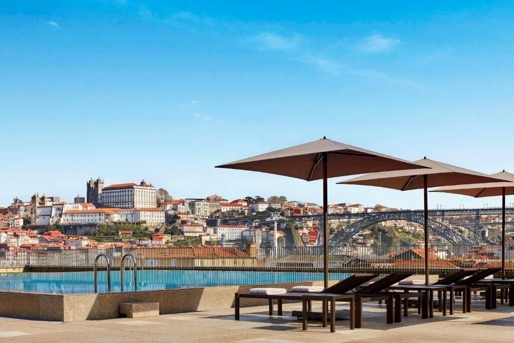 Готель Tivoli Kopke Porto Gaia Hotel 5*