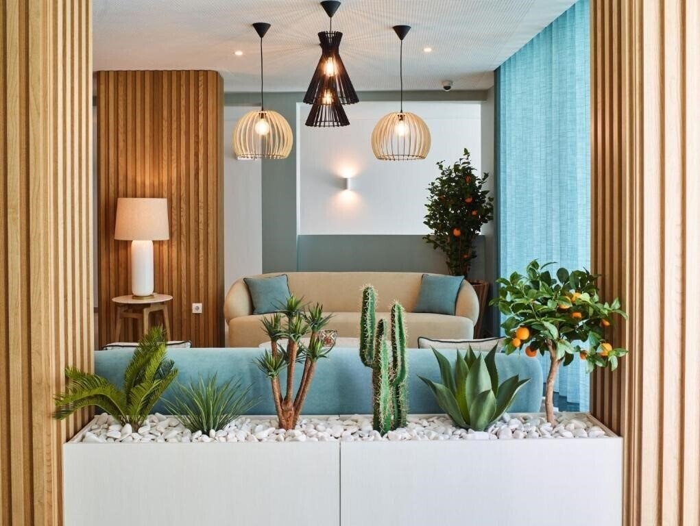 Отель Rochavau Hotel 3*