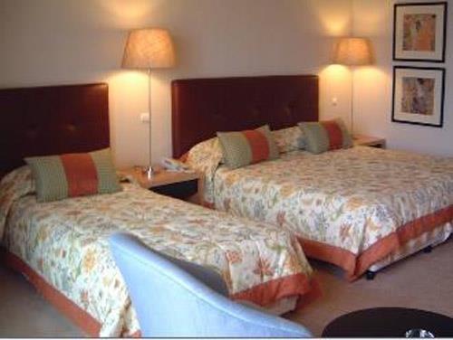 Готель Royal Garden Hotel 4*