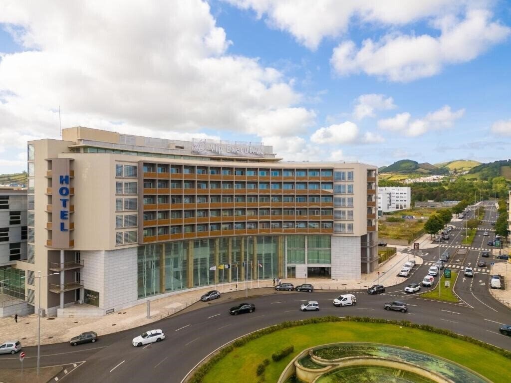 Готель Vip Executive Azores 4*