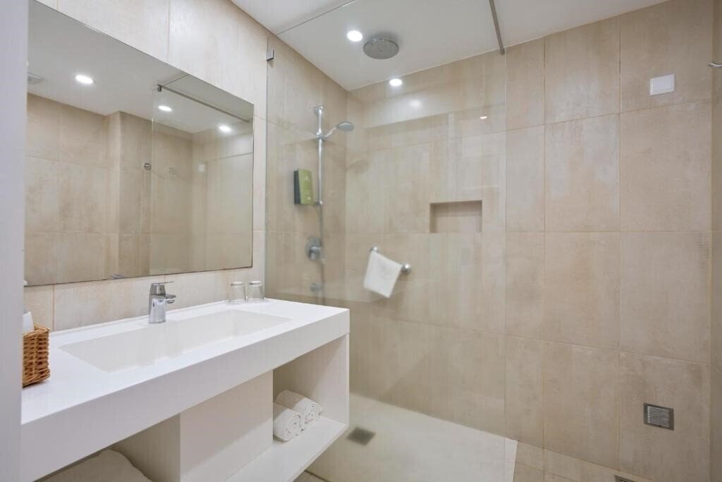 Фотография Caloura 4*