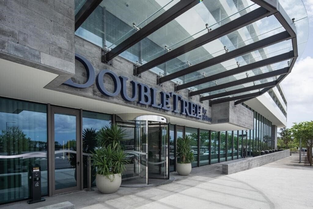 Фото Doubletree by Hilton Lagoa Azores 5*