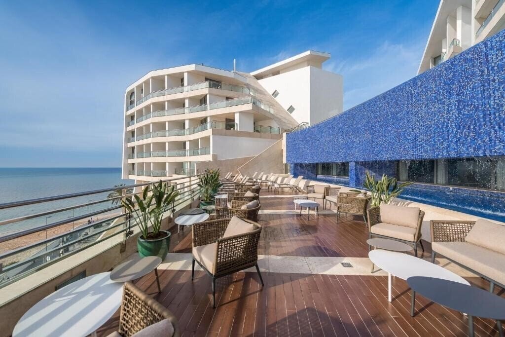 Фото Sesimbra Oceanfront Hotel (ex. Sesimbra Hotel & SPA) 4*