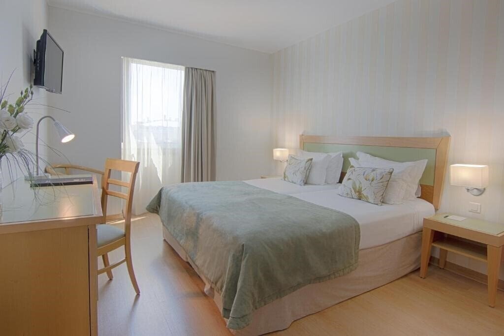 Отель Luna Esperanca Centro Hotel 4*