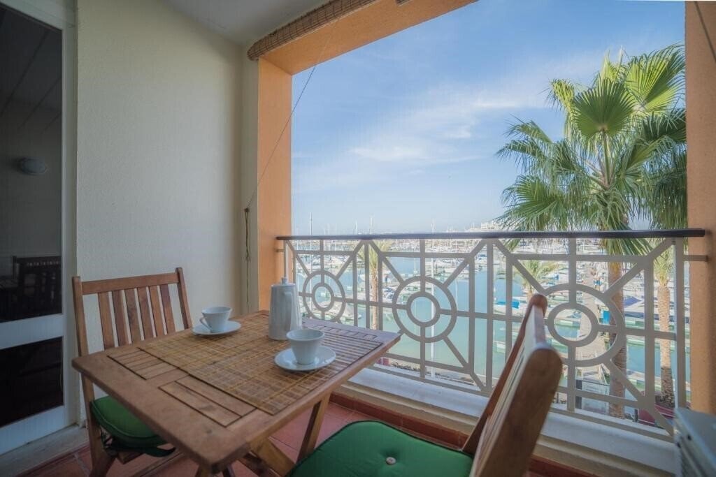 Картинка Marina Plaza 3*