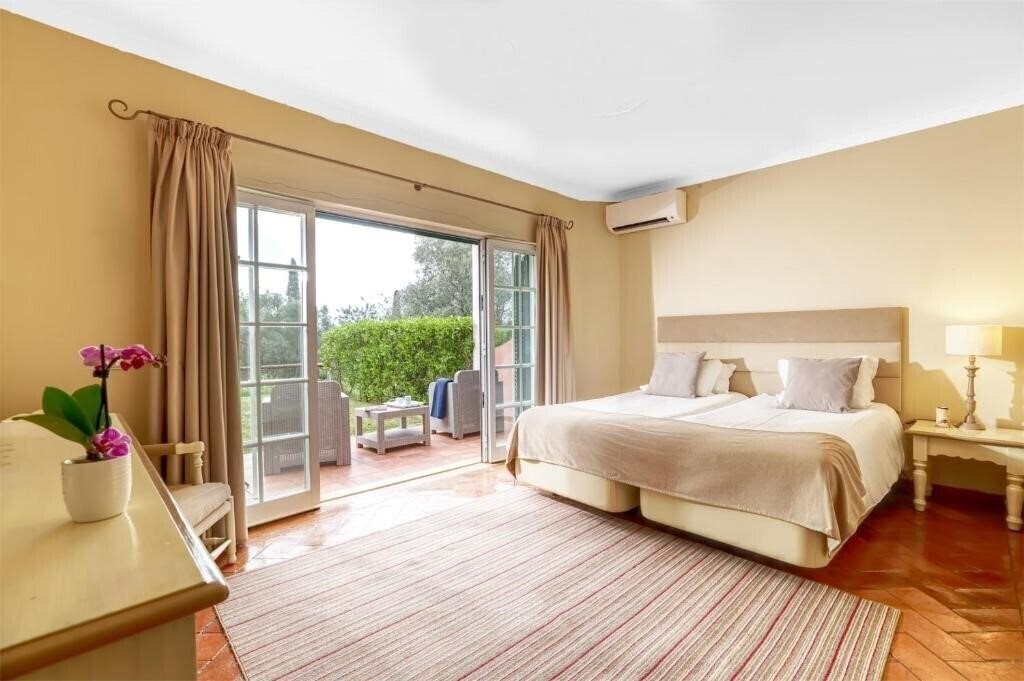 Фото Longevity Cegonha Country Club 4*