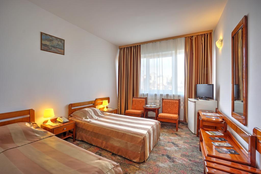 Зображення Capitol 3*