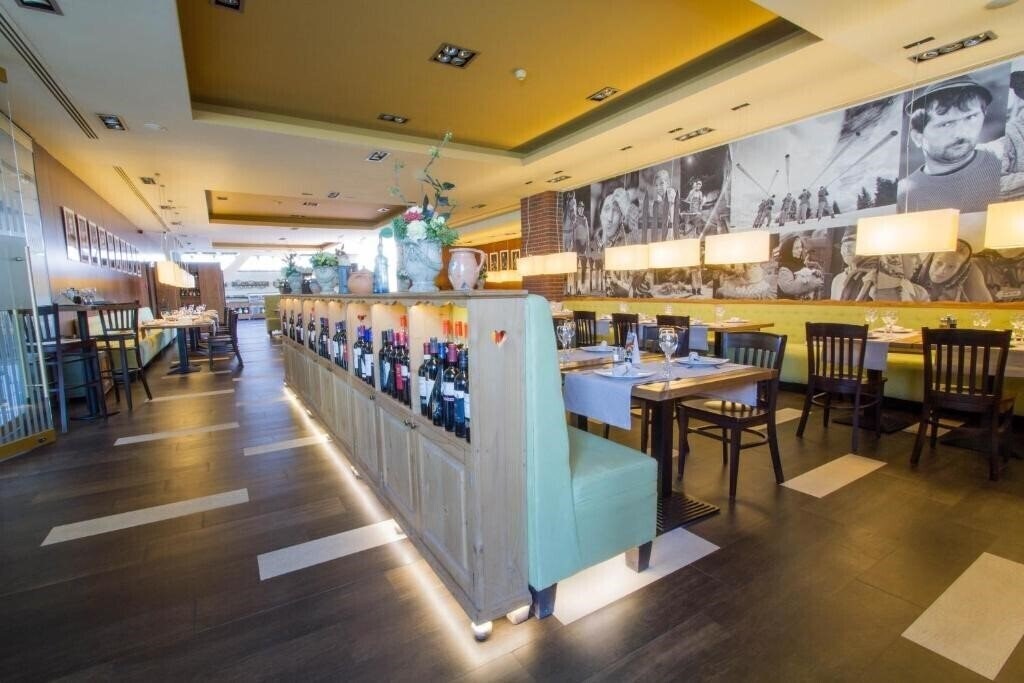 Фотография Hotel HP Tower One Brasov 4*
