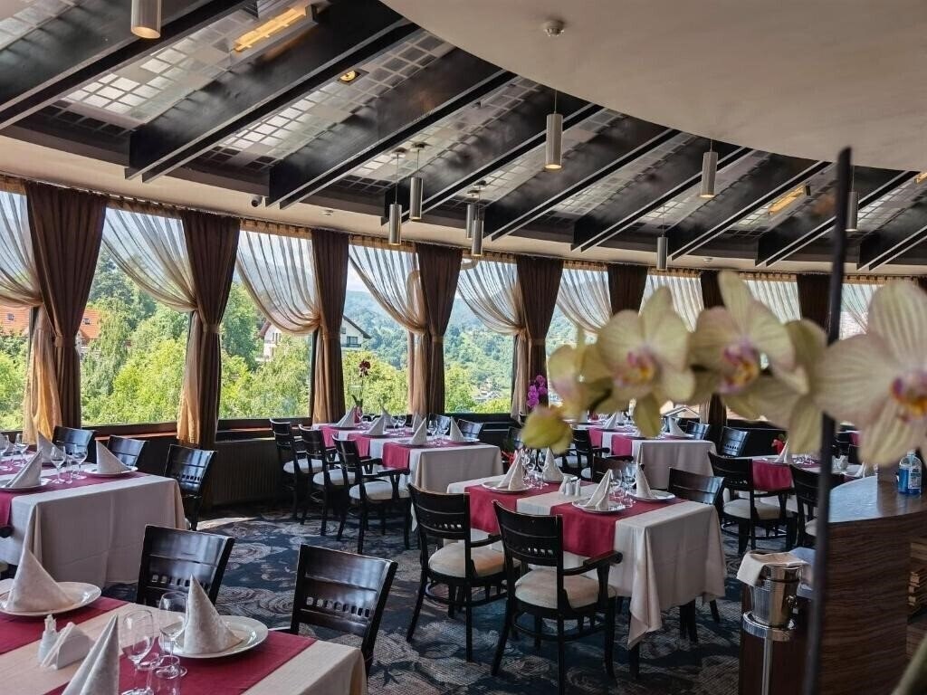 Фото Belvedere Hotel Brasov 4*