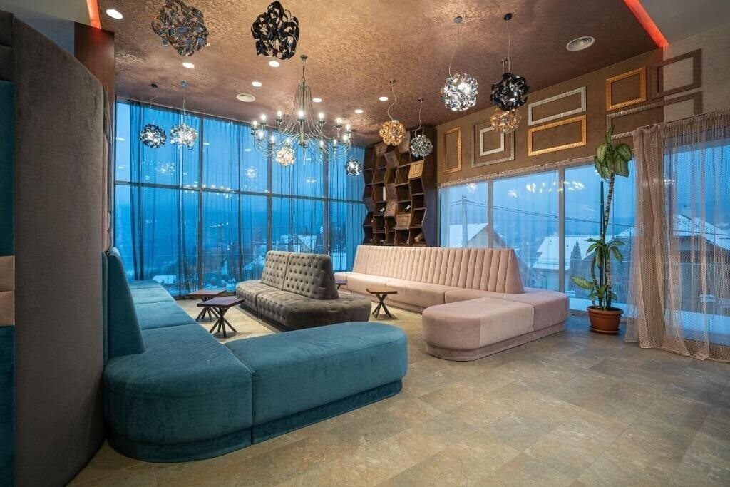Фотография Grand Hotel Belvedere Brasov 4*