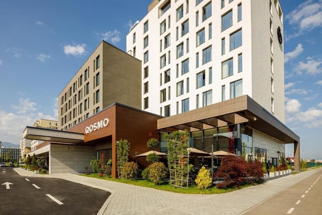 Фото Qosmo Brasov Hotel 4*