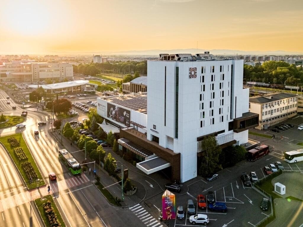 Готель Kronwell Brasov Hotel 4*