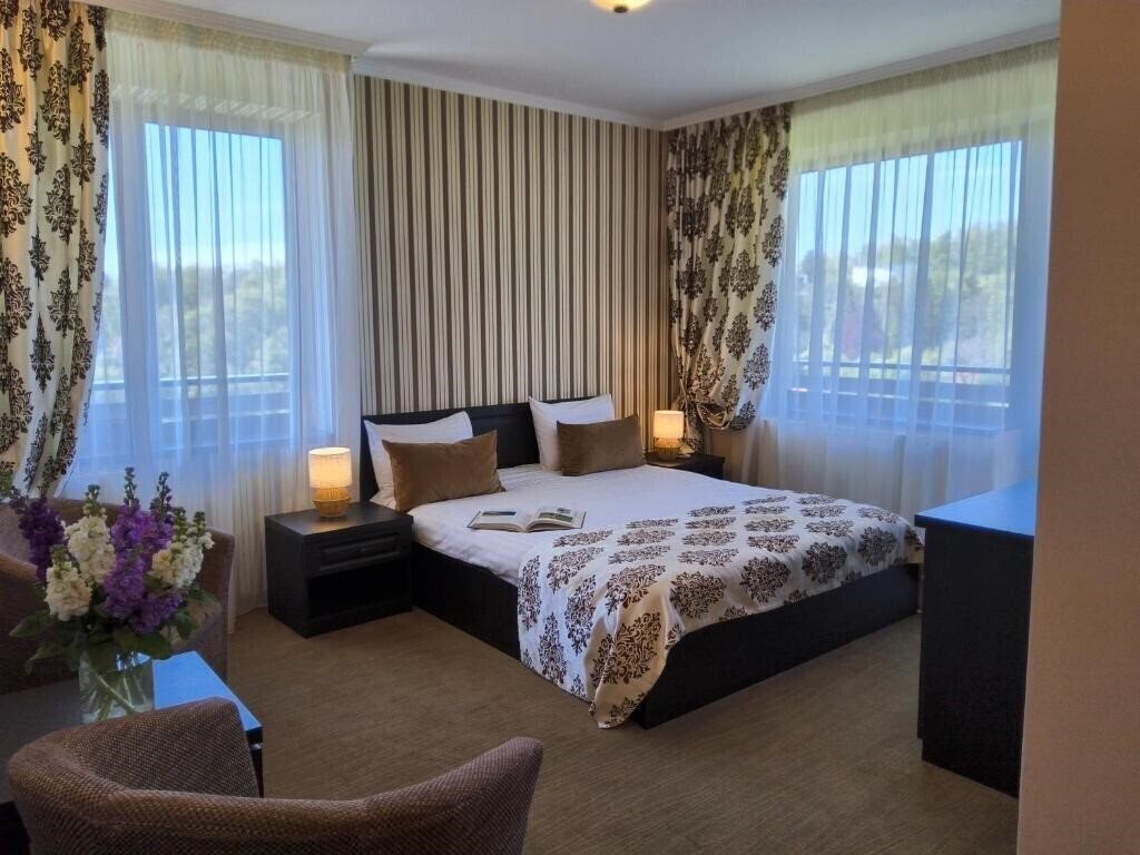 Фотографія Pensiunea Toscana 4*