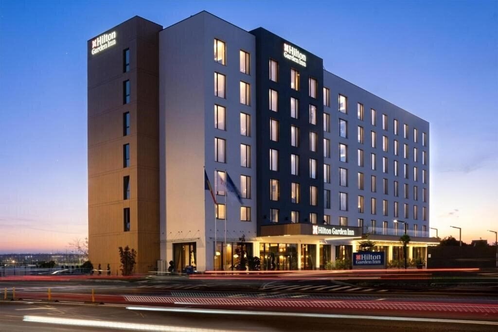 Готель Hilton Garden Inn Brasov 3*