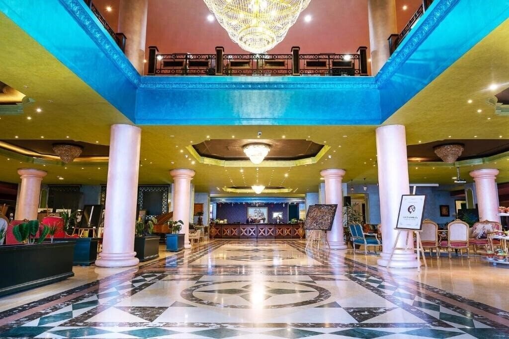 Картинка Phoenicia Grand Hotel 4*
