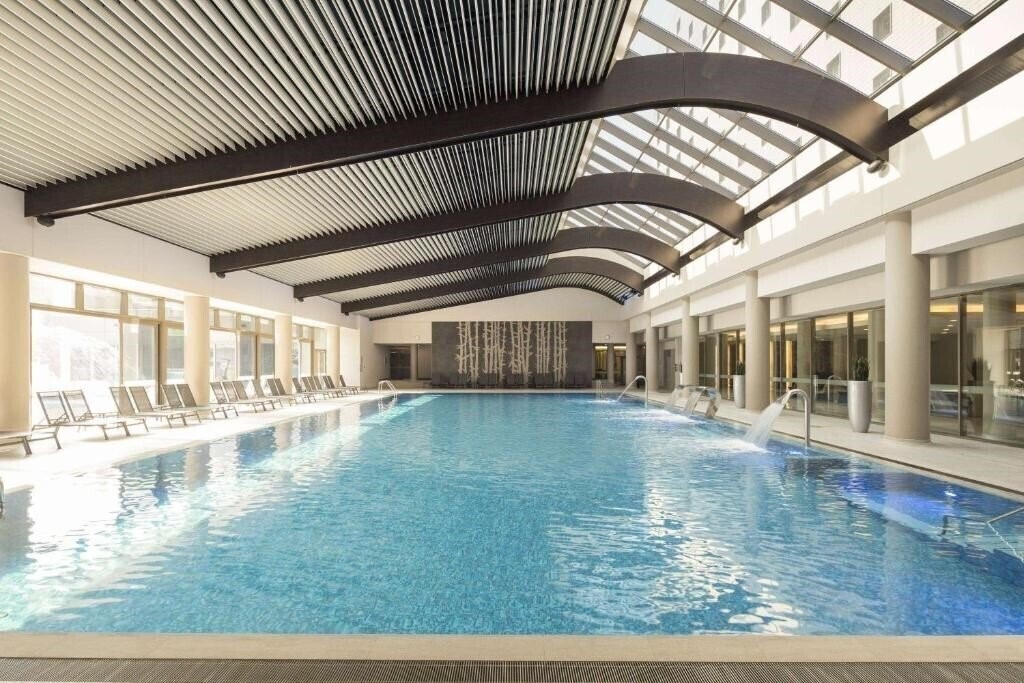 Фото Ramada Plaza by Wyndham Bucharest Convention Center 4*