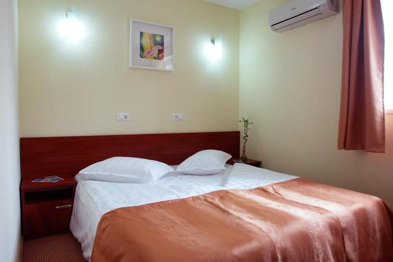 Фотографія City Hotel Bucharest 3*