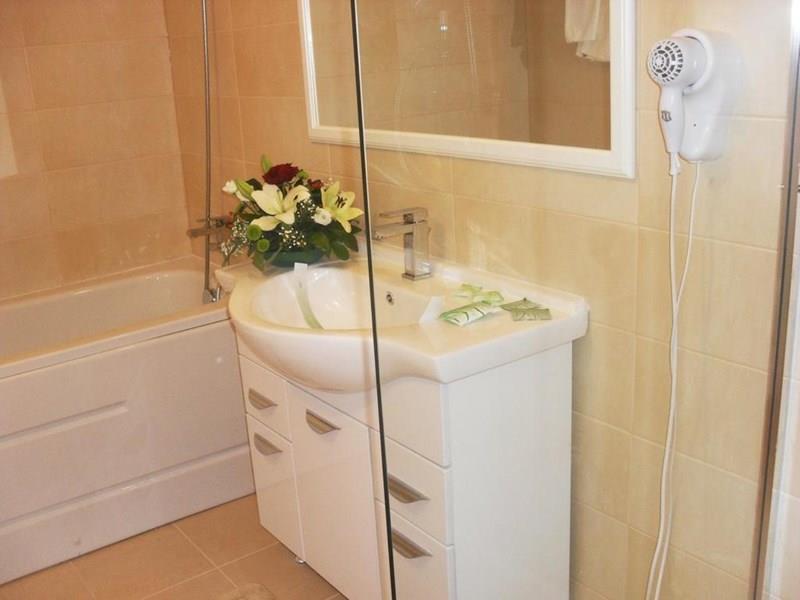 Зображення City Hotel Bucharest 3*