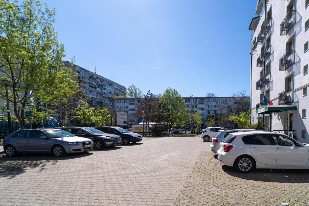 Картинка City Hotel Bucharest 3*