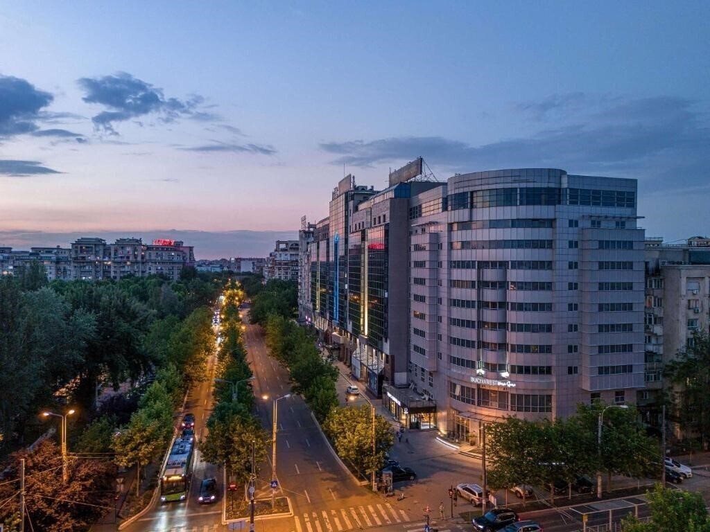 Готель Bucharest City Unirii Square 4*