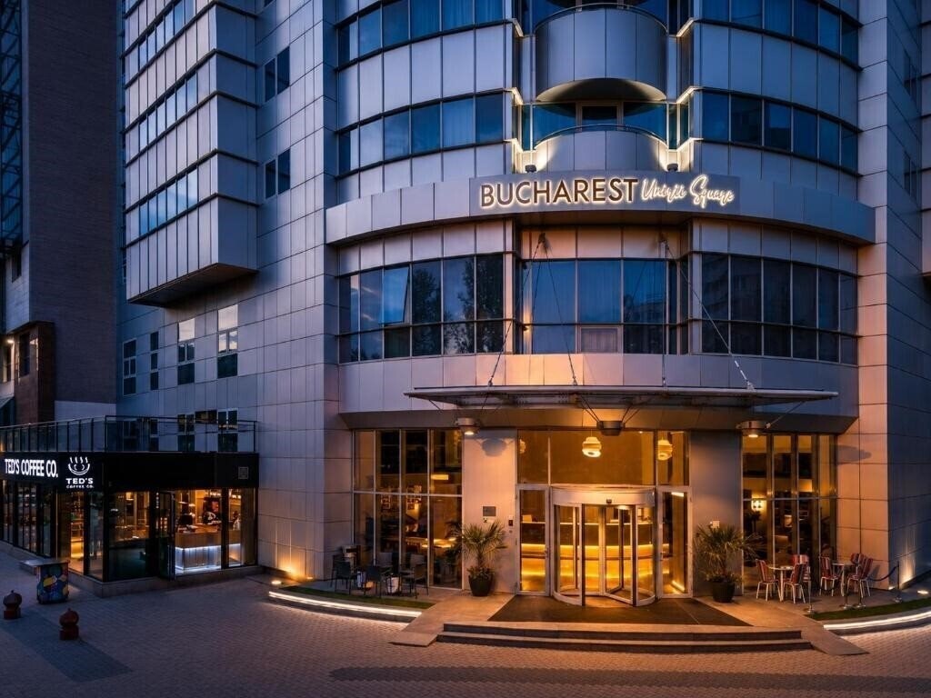 Готель Bucharest City Unirii Square 4*