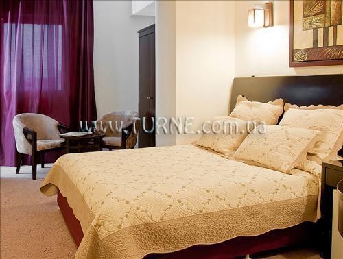 Фотографія Avis 3*