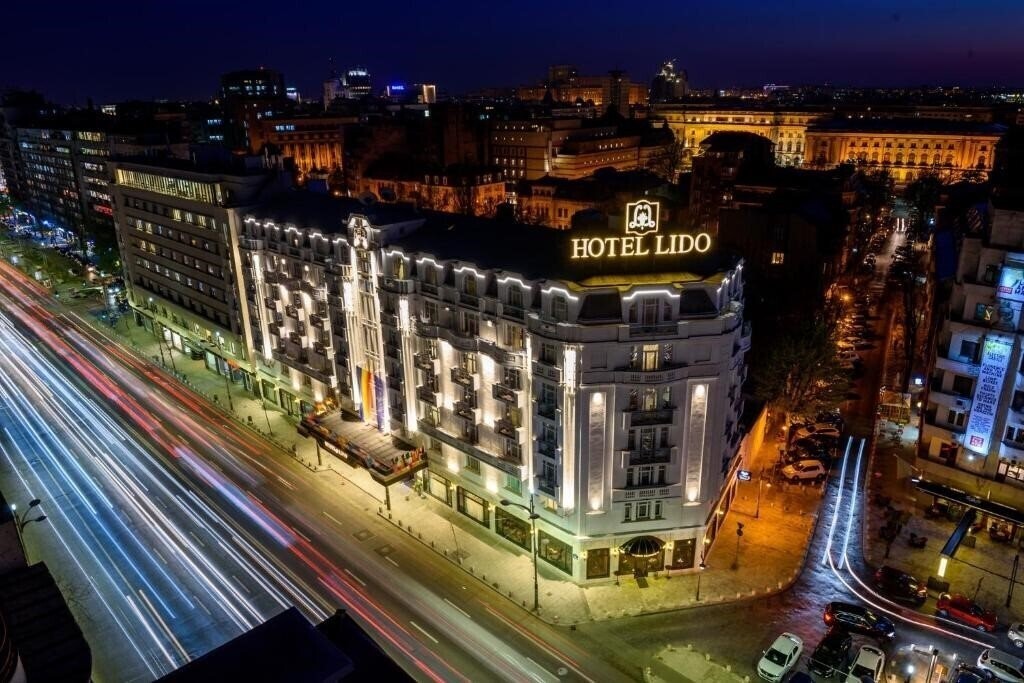 Готель Lido by Phoenicia 4*
