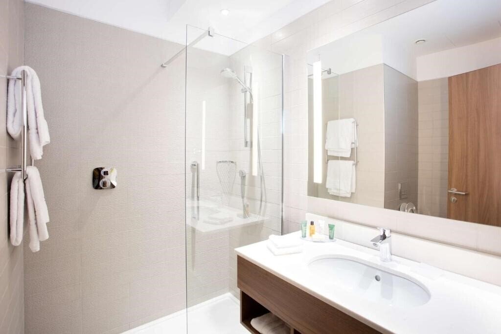 Фото Hilton Garden Inn Bucharest Old Town 4*