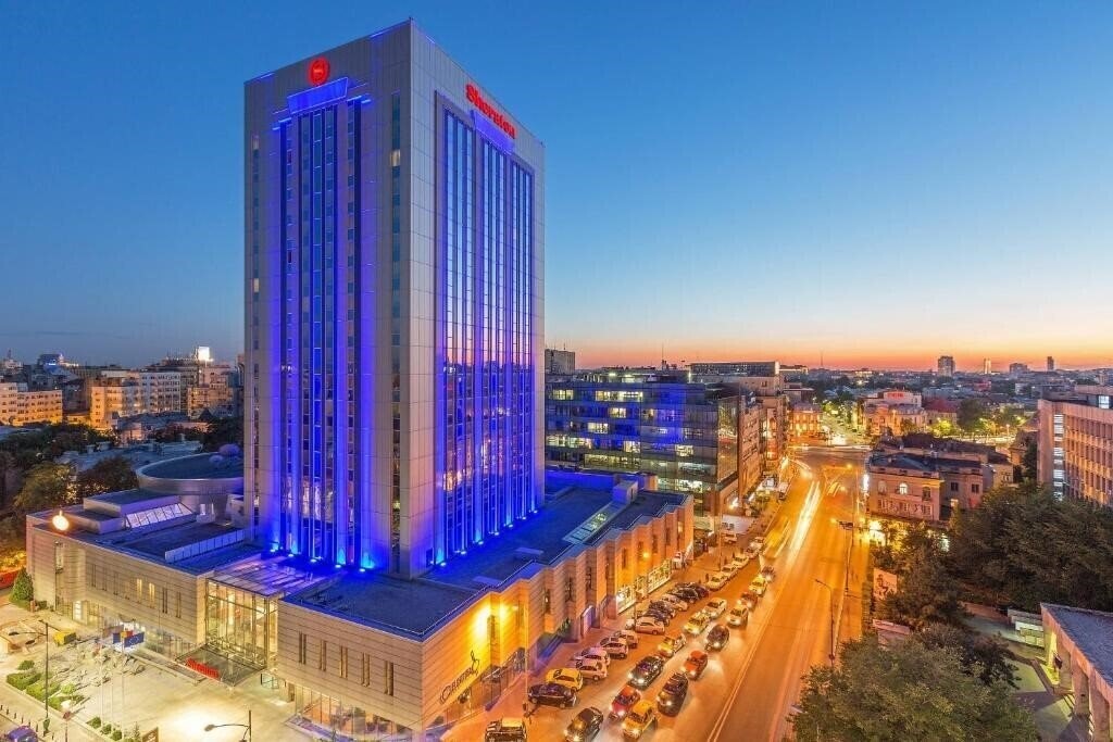 Готель Sheraton Bucharest Hotel 5*