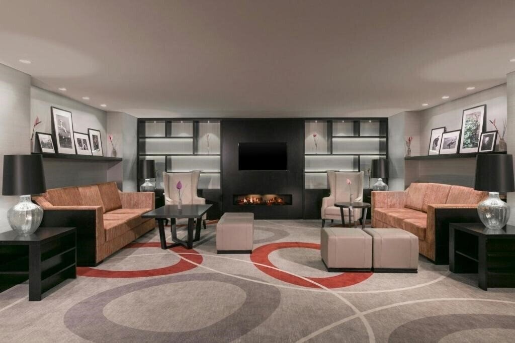 Картинка Sheraton Bucharest Hotel 5*