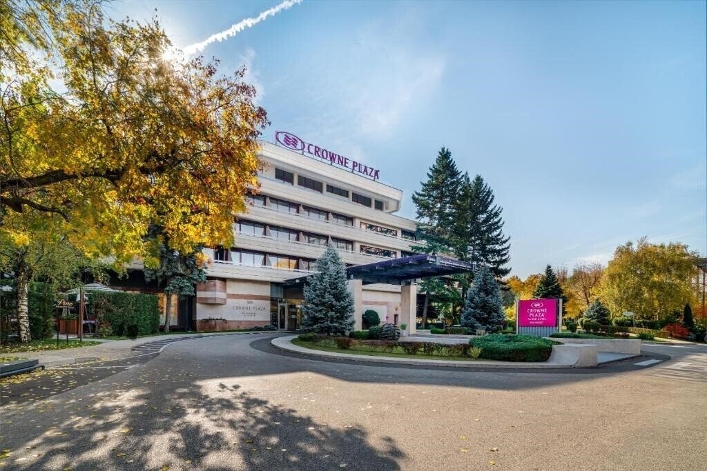 Фото Crowne Plaza Bucharest 4*