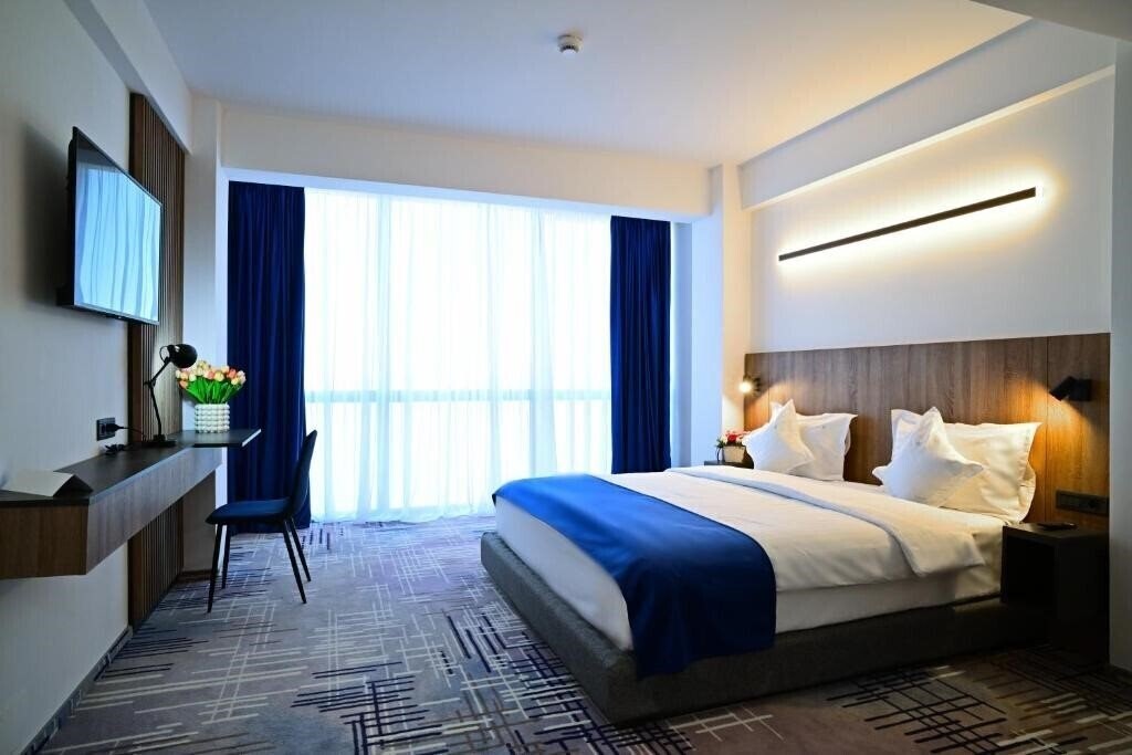 Готель Hotel Sir Royal 4*