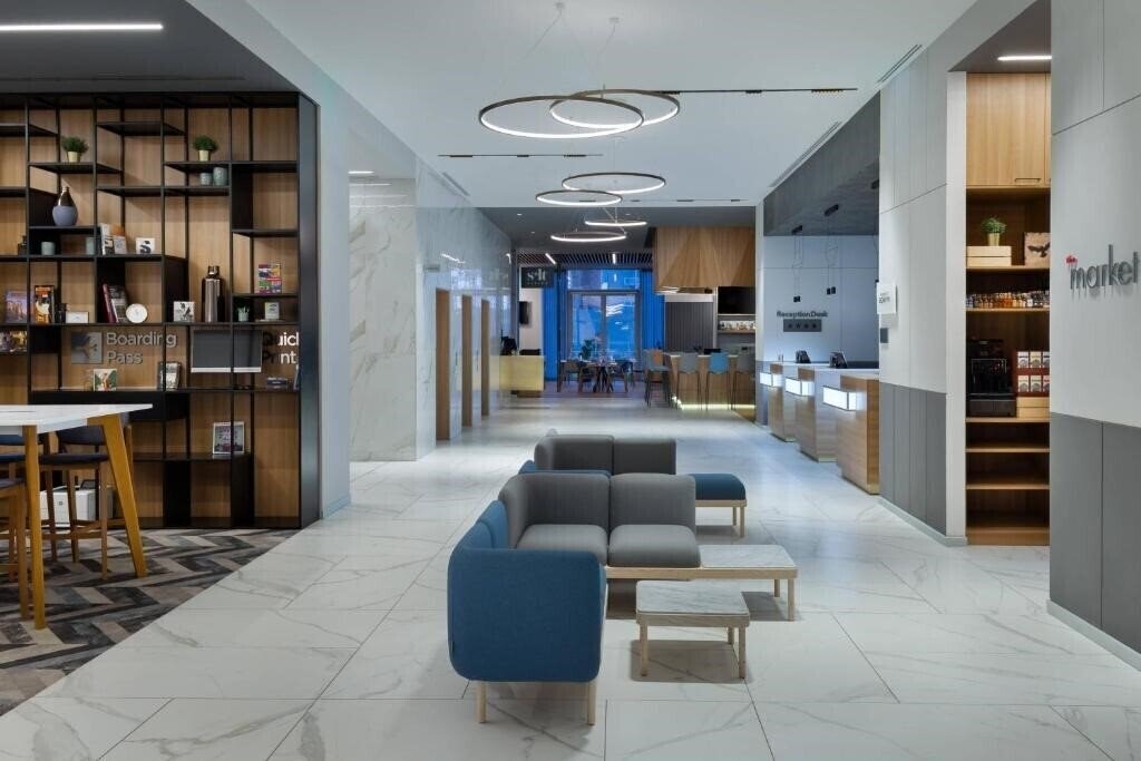 Отель Courtyard by Marriott Bucharest Floreasca 4*