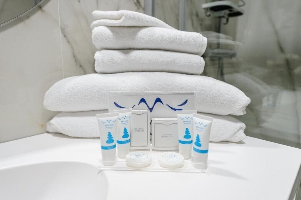Изображение Mirage Medspa 4*