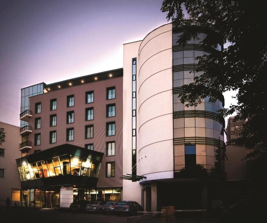 Готель Doubletree By Hilton Hotel Cluj - City Plaza 4*