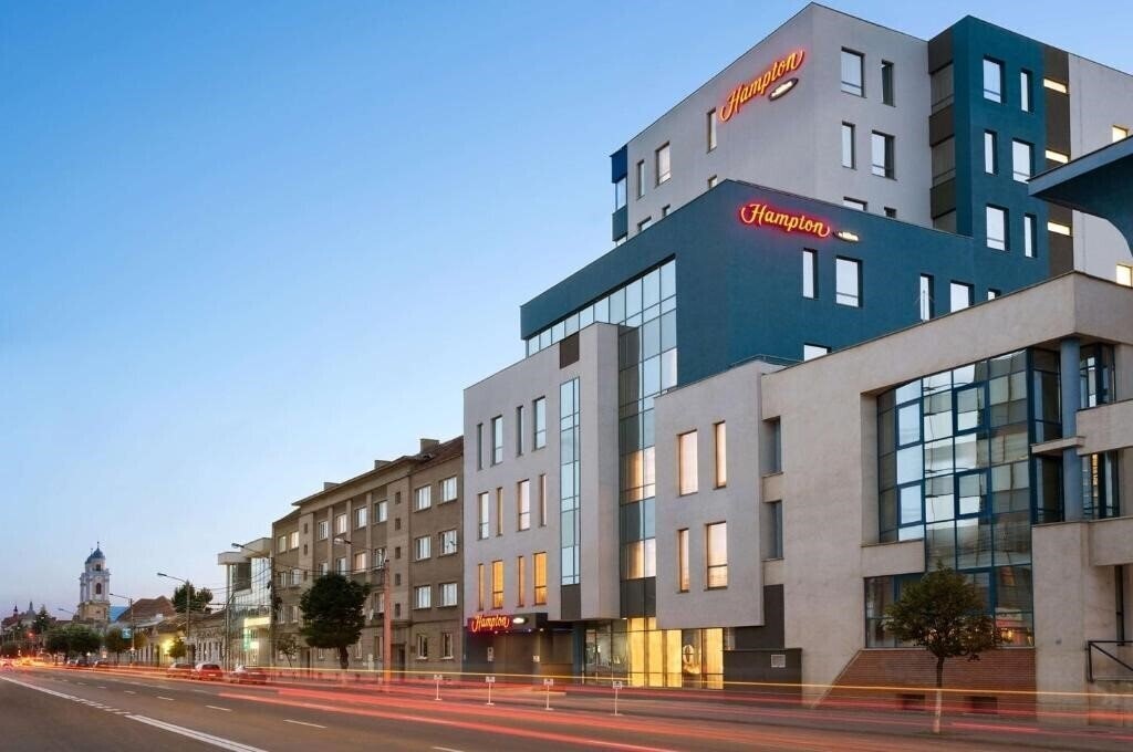 Готель Hampton by Hilton Cluj-Napoca 3*