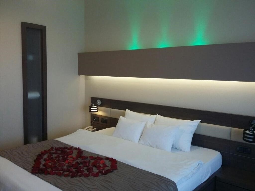 Готель Scapino Hotel 4*