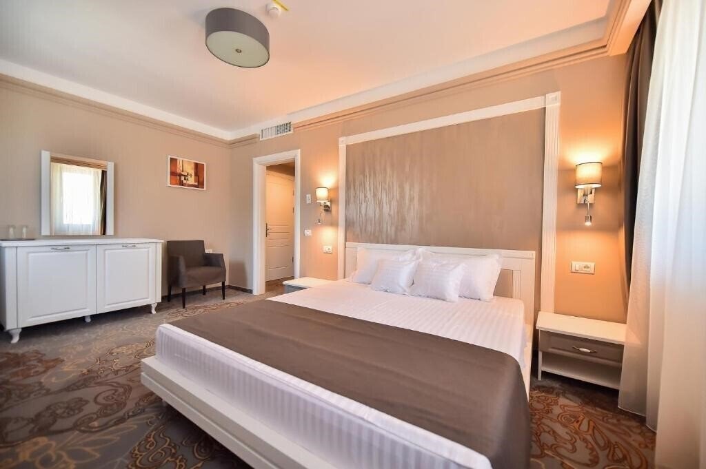 Фото Scapino Hotel 4*