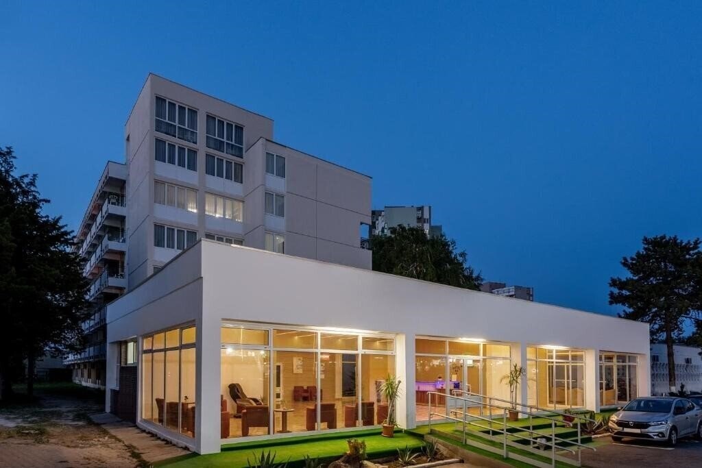 Отель Hotel Siret 3*