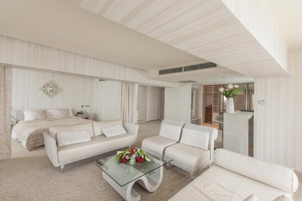 Фотографія Vega Hotel 5*