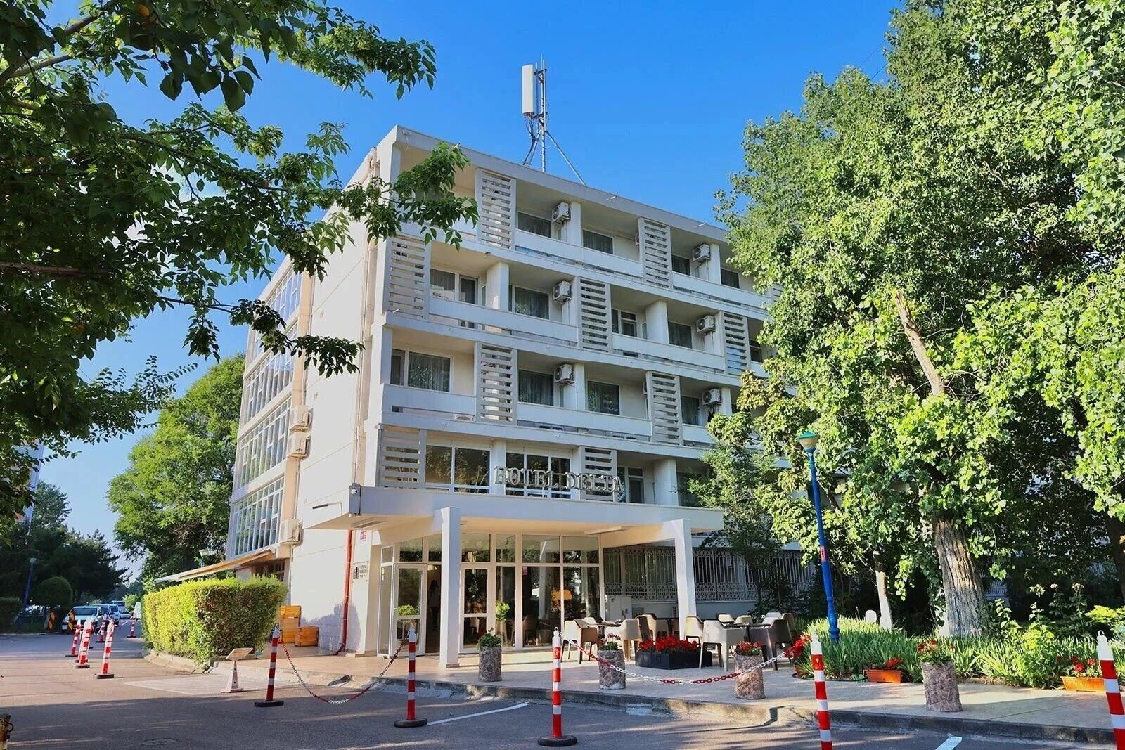 Отель Delta Mamaia 3*
