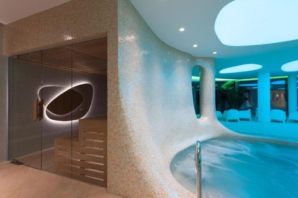 Изображение Hotel Zenith SPA 3*